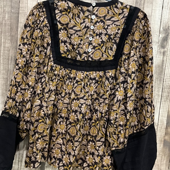 CLEOBELLA NWT LONG SLEEVE BLOUSE/NWT - Picture 3 of 10